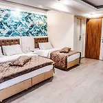 Lazz Отель 3*